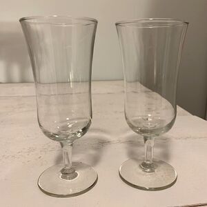 2 Cocktail Glasses 